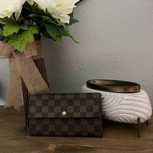Louis Vuitton Damier Ebene Sarah Wallet